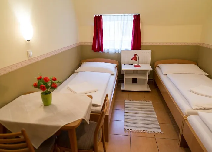 Taverna Panzio Vendégház Sopron